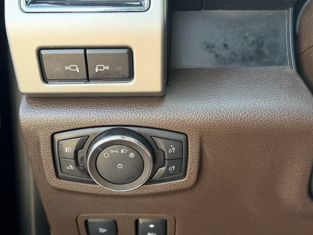 Used 2019 Ford F250 King Ranch w/ King Ranch Ultimate Package AWD/4WD image 31