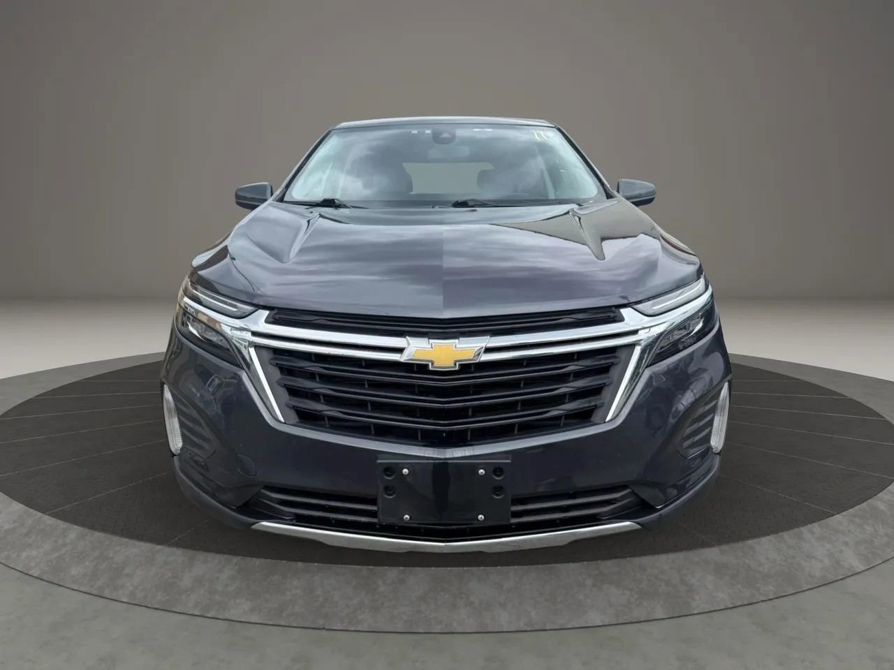 Used 2022 Chevrolet Equinox LT image 2