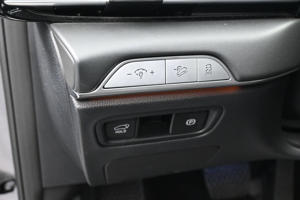 Used 2025 Genesis GV80 2.5T Standard AWD/4WD image 17