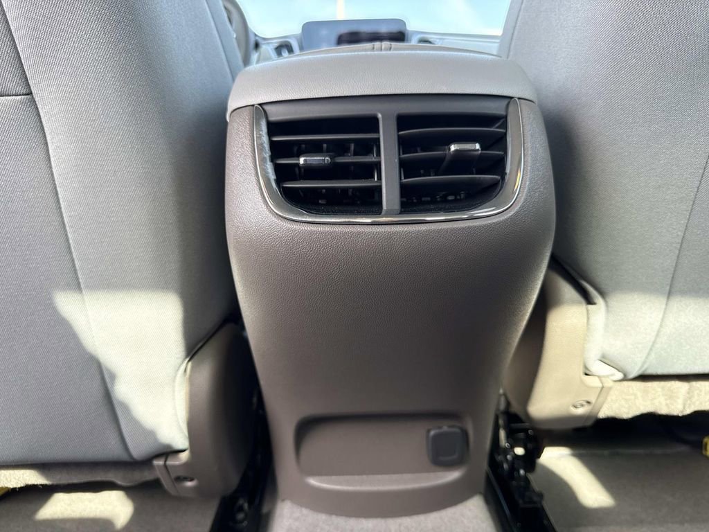 Used 2023 Chevrolet Malibu LT image 15