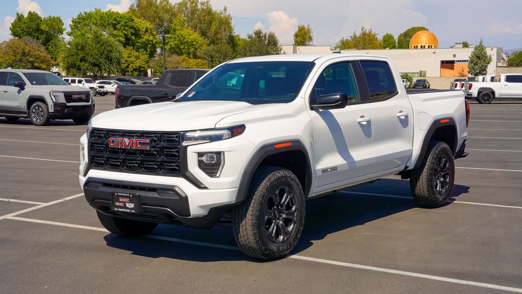 Used 2025 GMC Canyon Elevation image 3