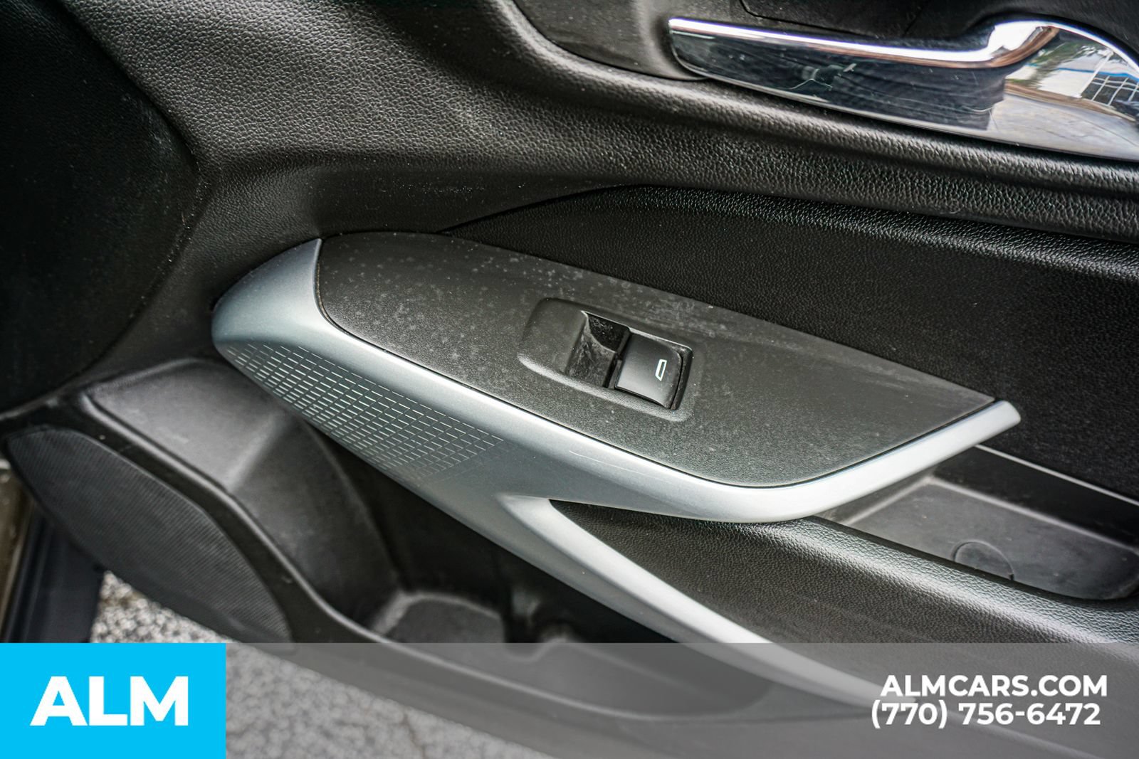 Used 2024 Chevrolet Trax LS FWD image 46
