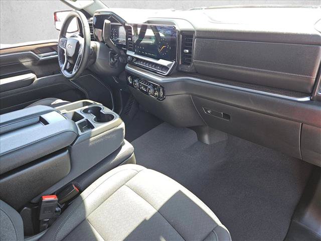 Used 2024 Chevrolet Silverado 1500 LT AWD/4WD image 26