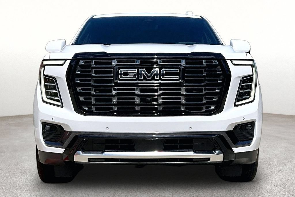 Used 2026 GMC Yukon XL Denali Ultimate w/ LPO, Floor Liner Package AWD/4WD image 4