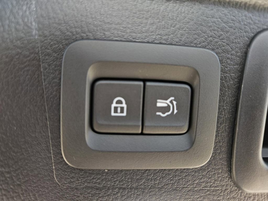 New 2025 MAZDA CX-50 Meridian Edition w/ Weather Package image 14