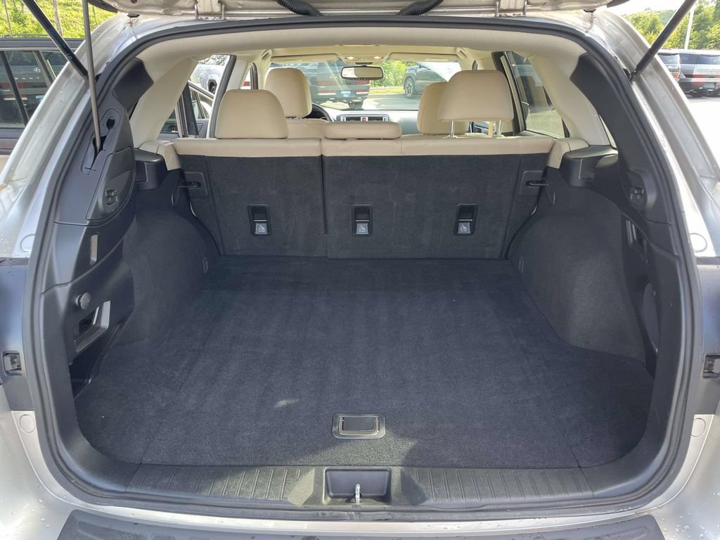 Used 2017 Subaru Outback 2.5i Limited AWD/4WD image 31