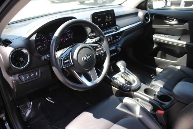Certified 2020 Kia Forte EX FWD image 3