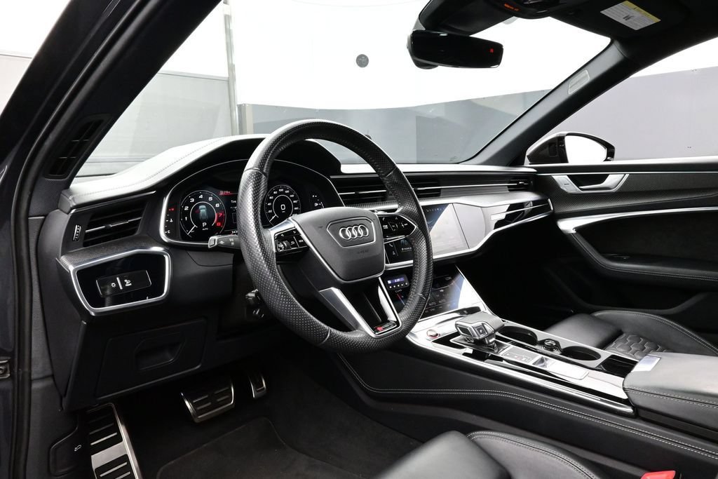 Used 2021 Audi RS 6 w/ Carbon Optic Package AWD/4WD image 4