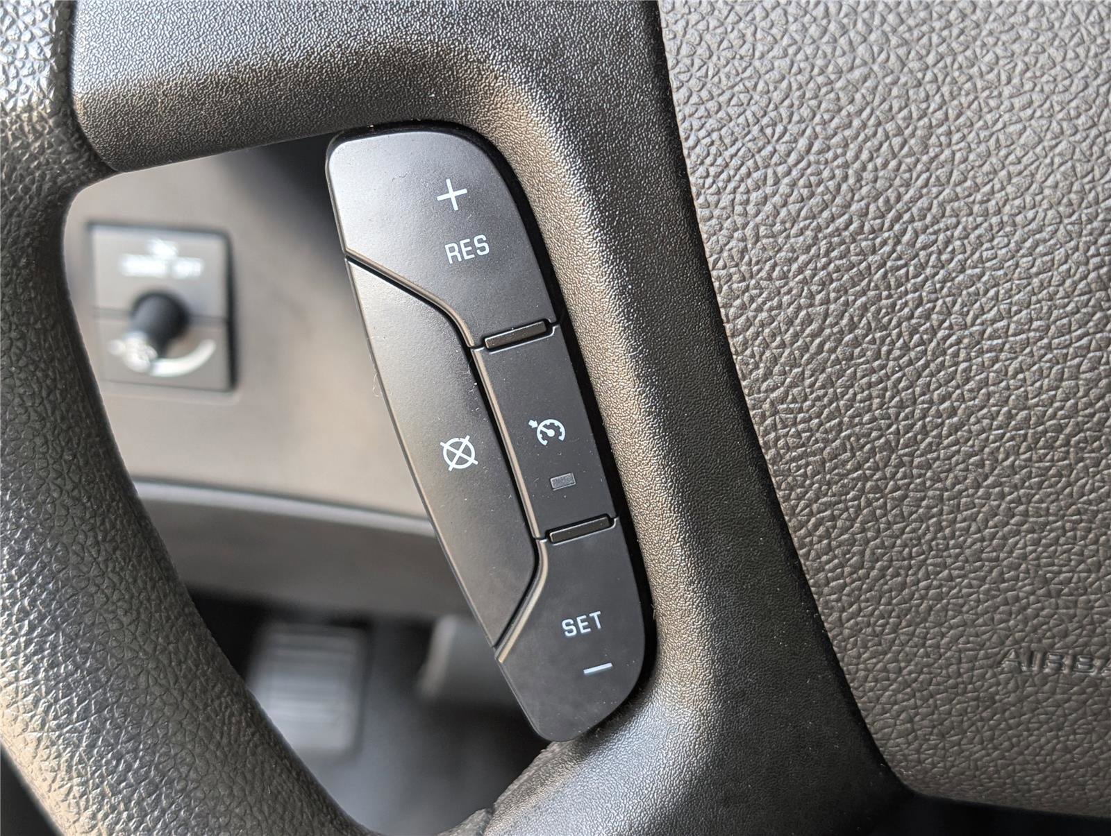 Used 2024 GMC Savana 2500 w/ Driver Convenience Package RWD image 19