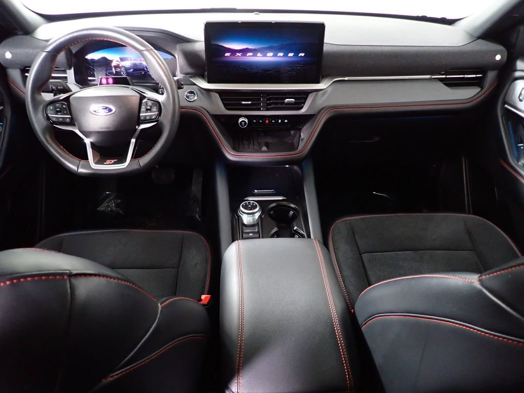 Used 2025 Ford Explorer ST image 37