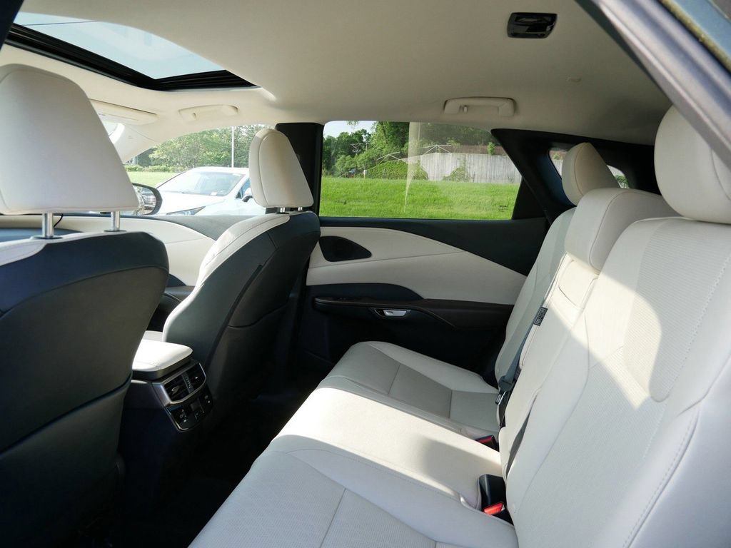 Used 2023 Lexus RX 350 Premium Plus w/ Accessory Package (Z1) AWD/4WD image 11