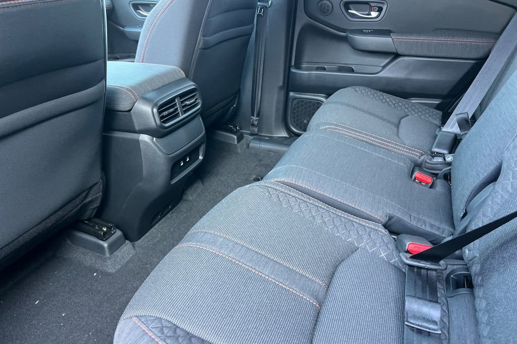 New 2026 Honda Pilot Sport image 9