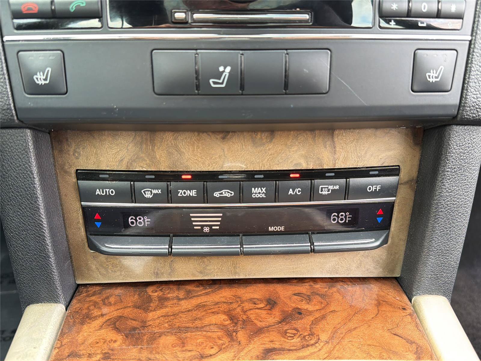 Used 2011 Mercedes-Benz E 350 4MATIC Wagon image 18