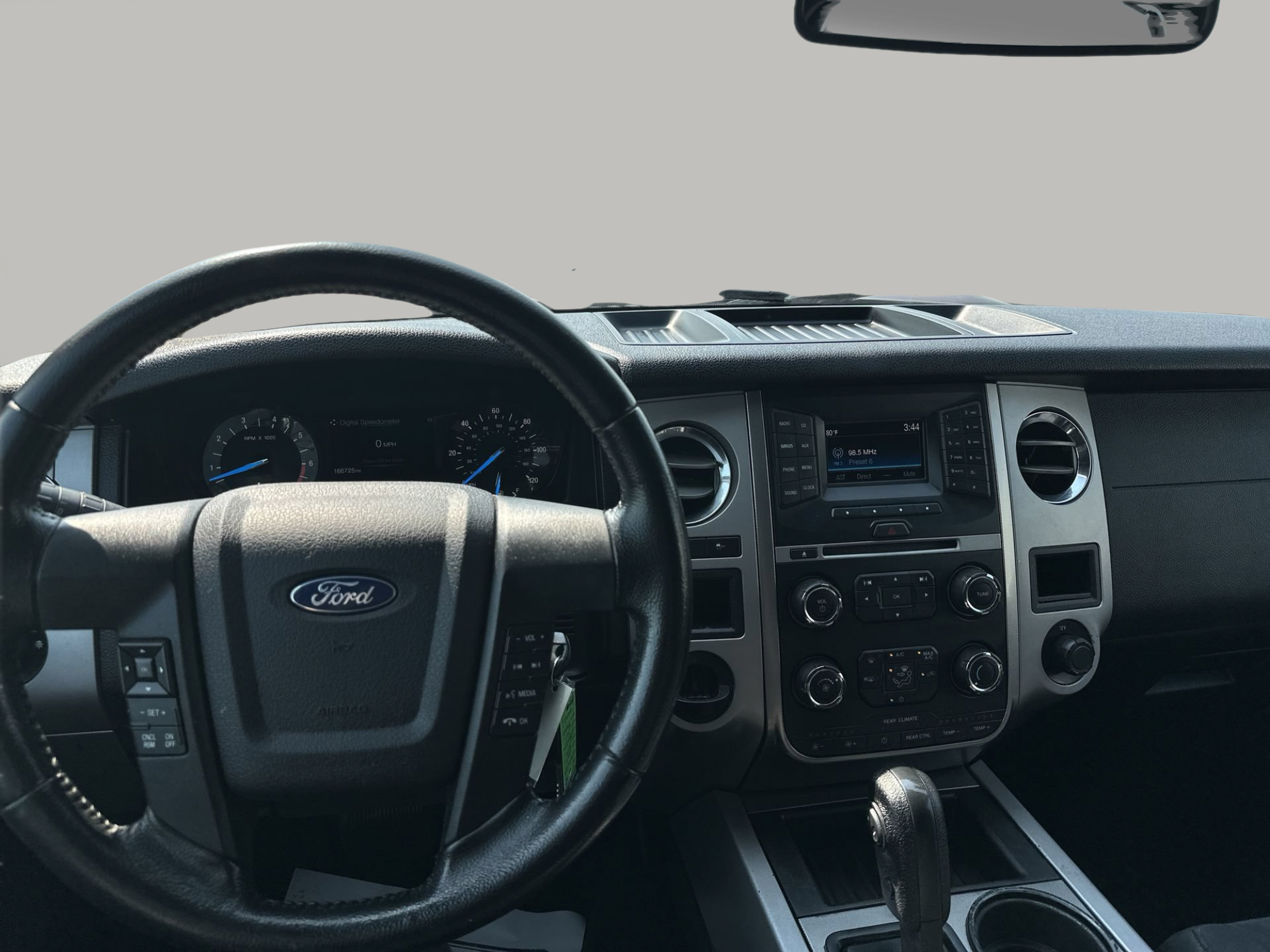 Used 2017 Ford Expedition XLT RWD image 25