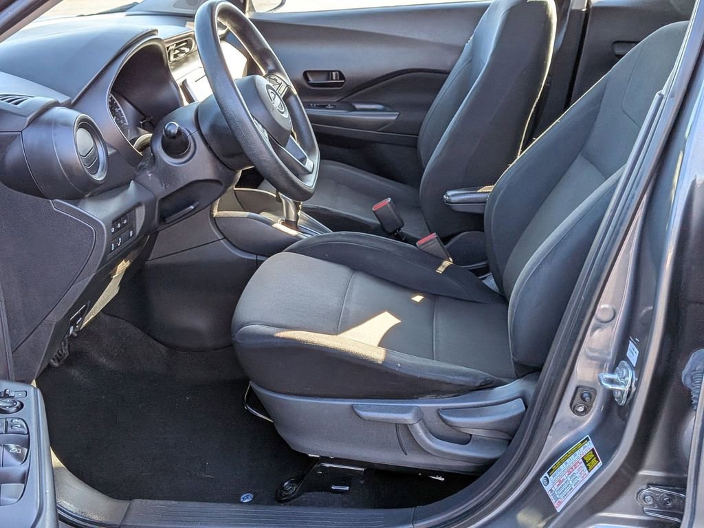 Used 2024 Nissan Kicks S image 11