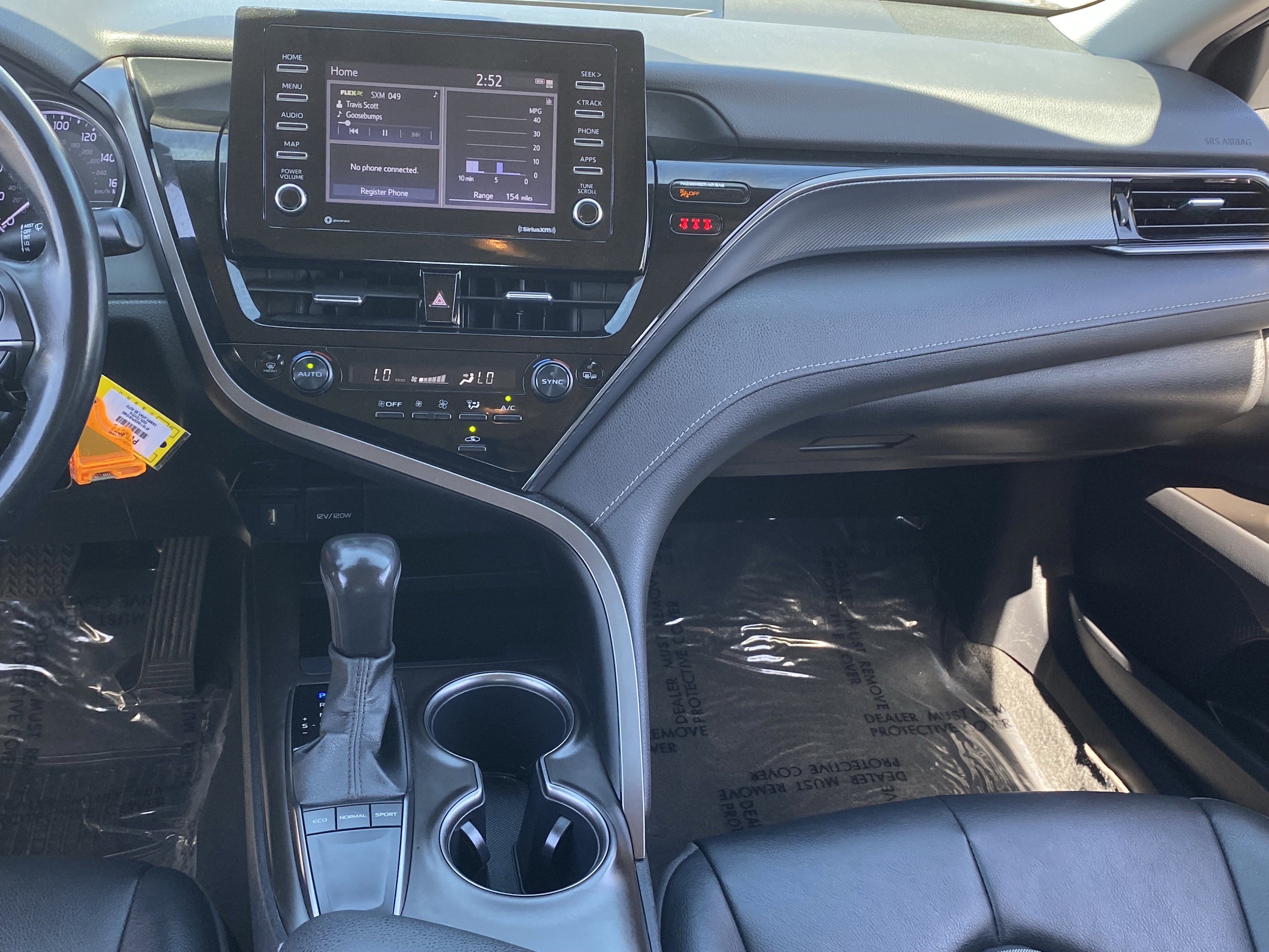Used 2023 Toyota Camry SE FWD image 14
