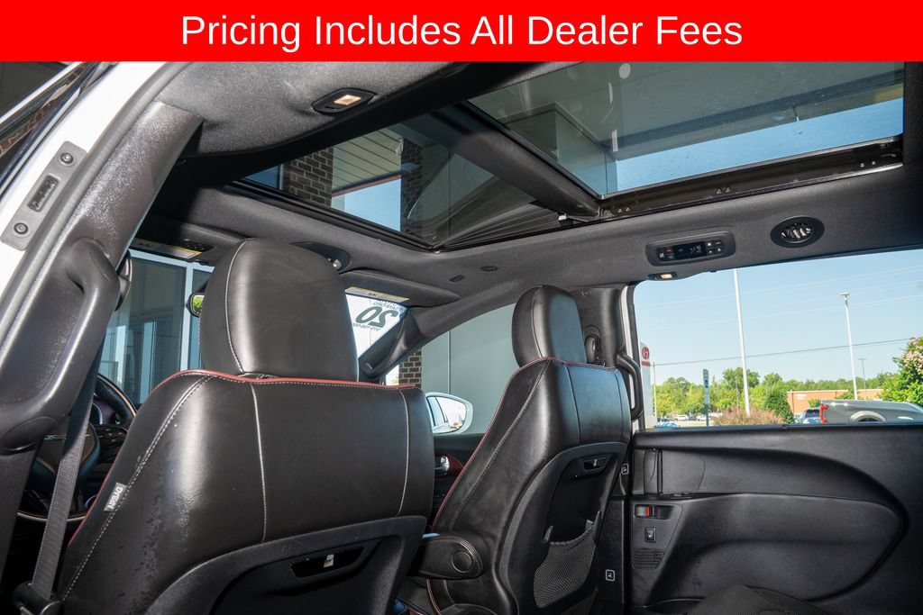 Used 2020 Chrysler Pacifica Limited FWD image 11