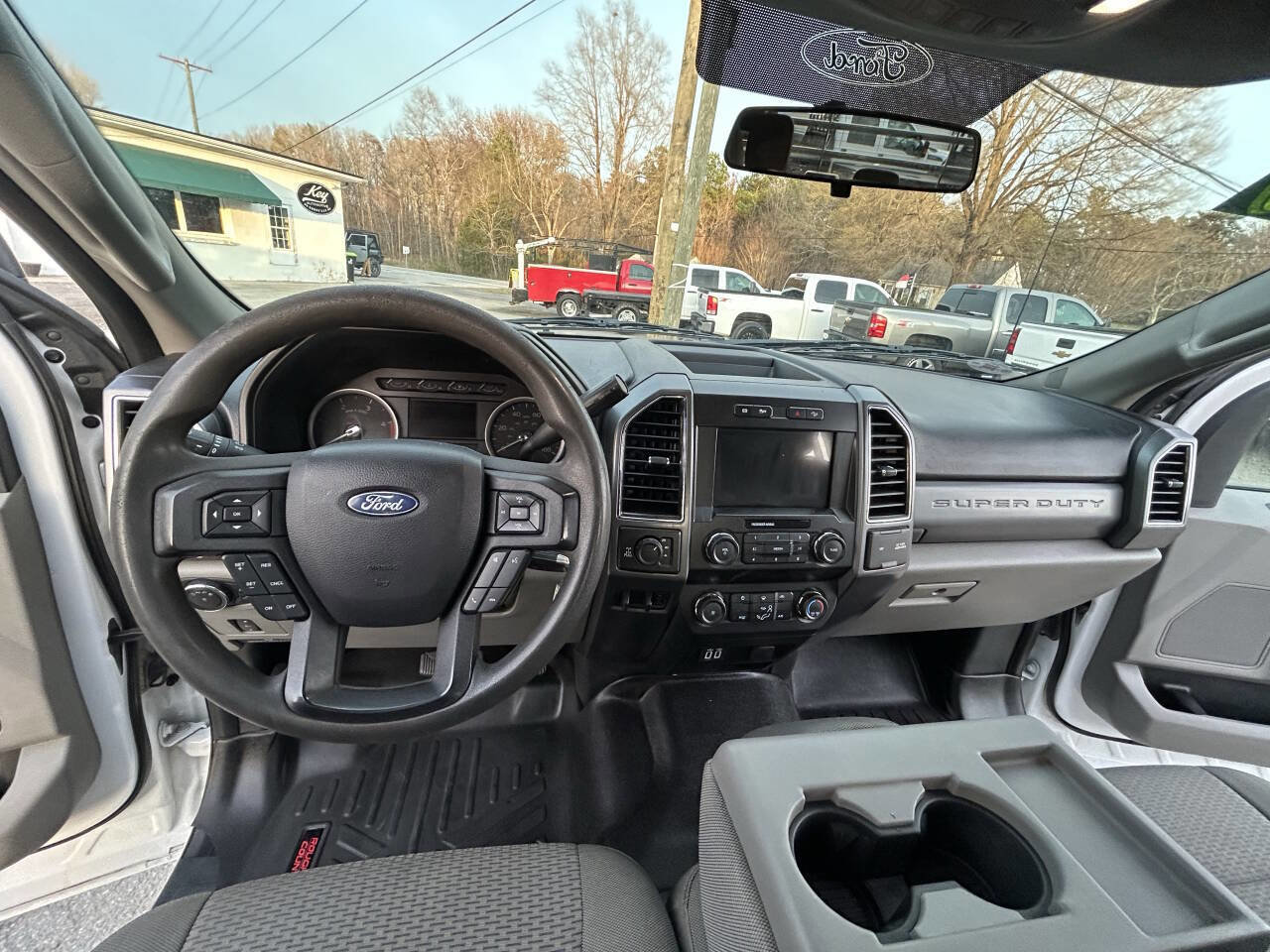 Used 2019 Ford F250 XLT w/ XLT Value Package image 16