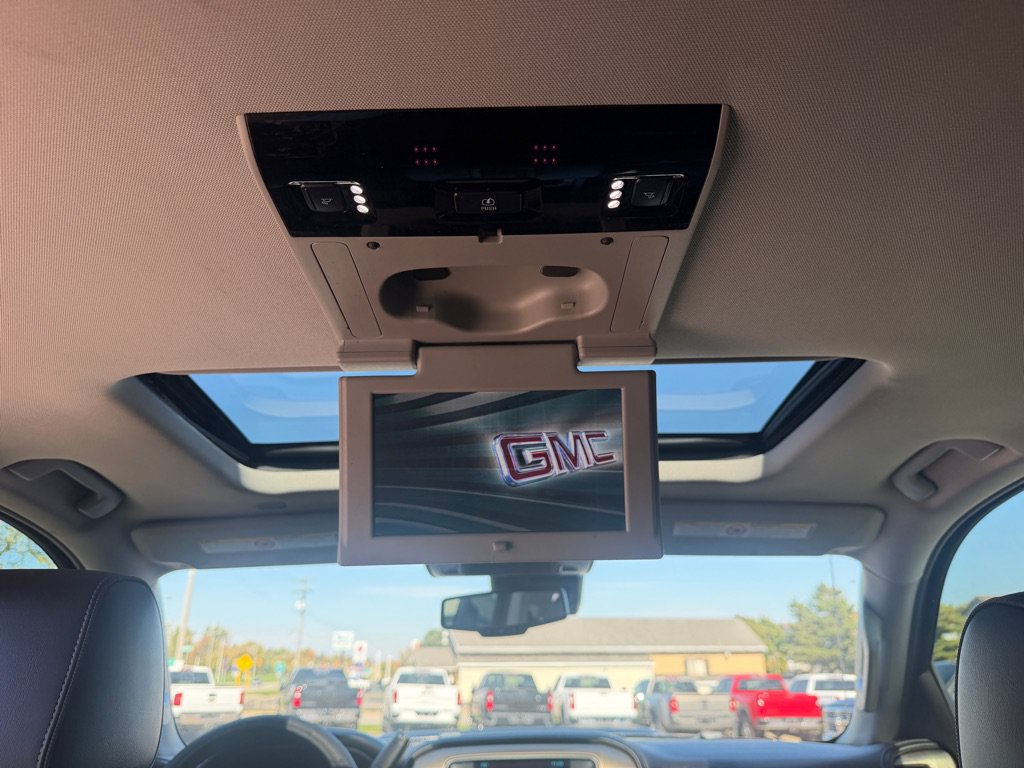 Used 2017 GMC Sierra 3500 Denali w/ Duramax Plus Package AWD/4WD image 32