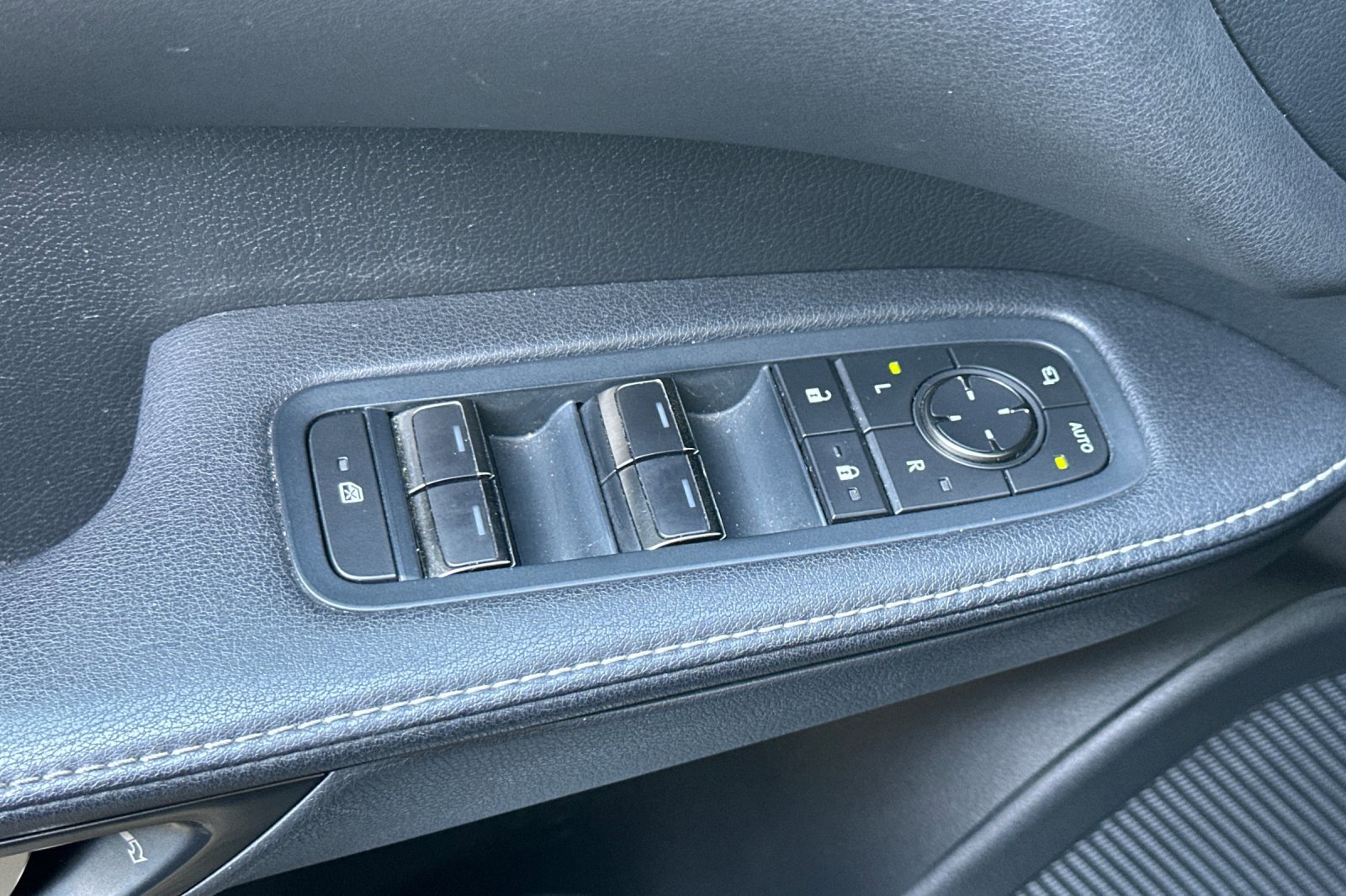 Used 2023 Lexus RX 350h image 13