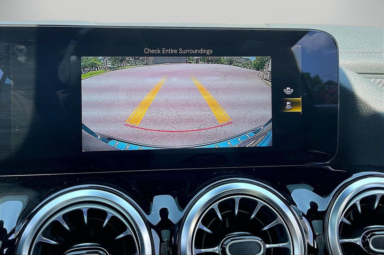 Used 2022 Mercedes-Benz GLA 35 AMG 4MATIC image 15