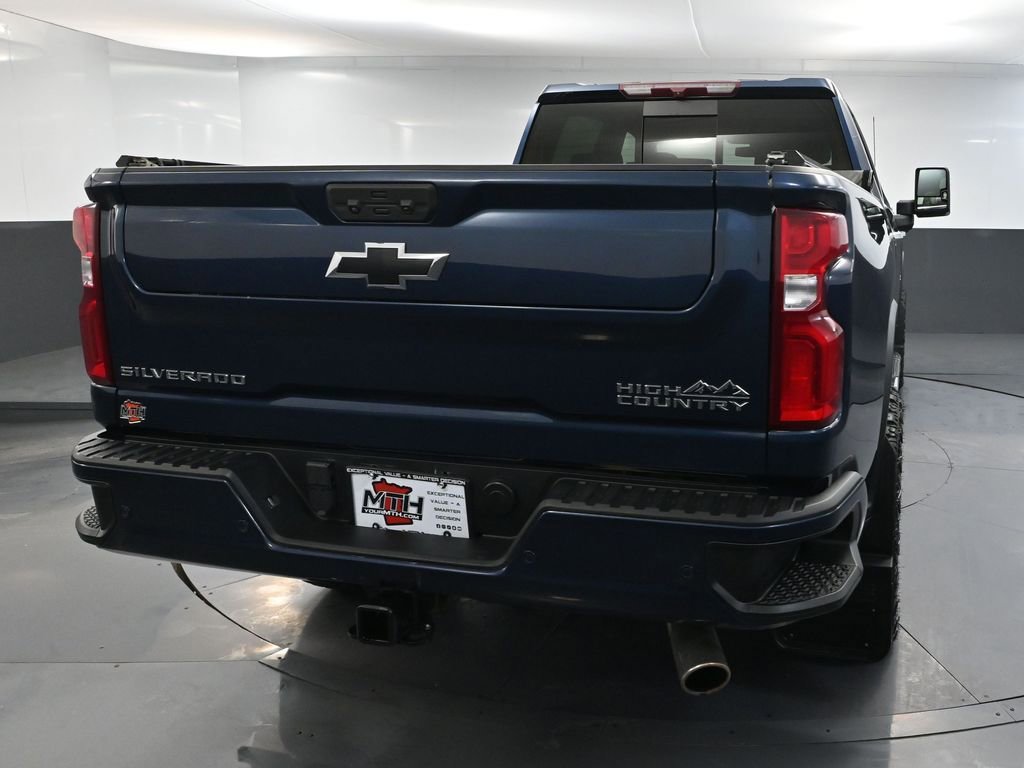 Used 2022 Chevrolet Silverado 2500 High Country w/ Z71 Off-Road Package image 7