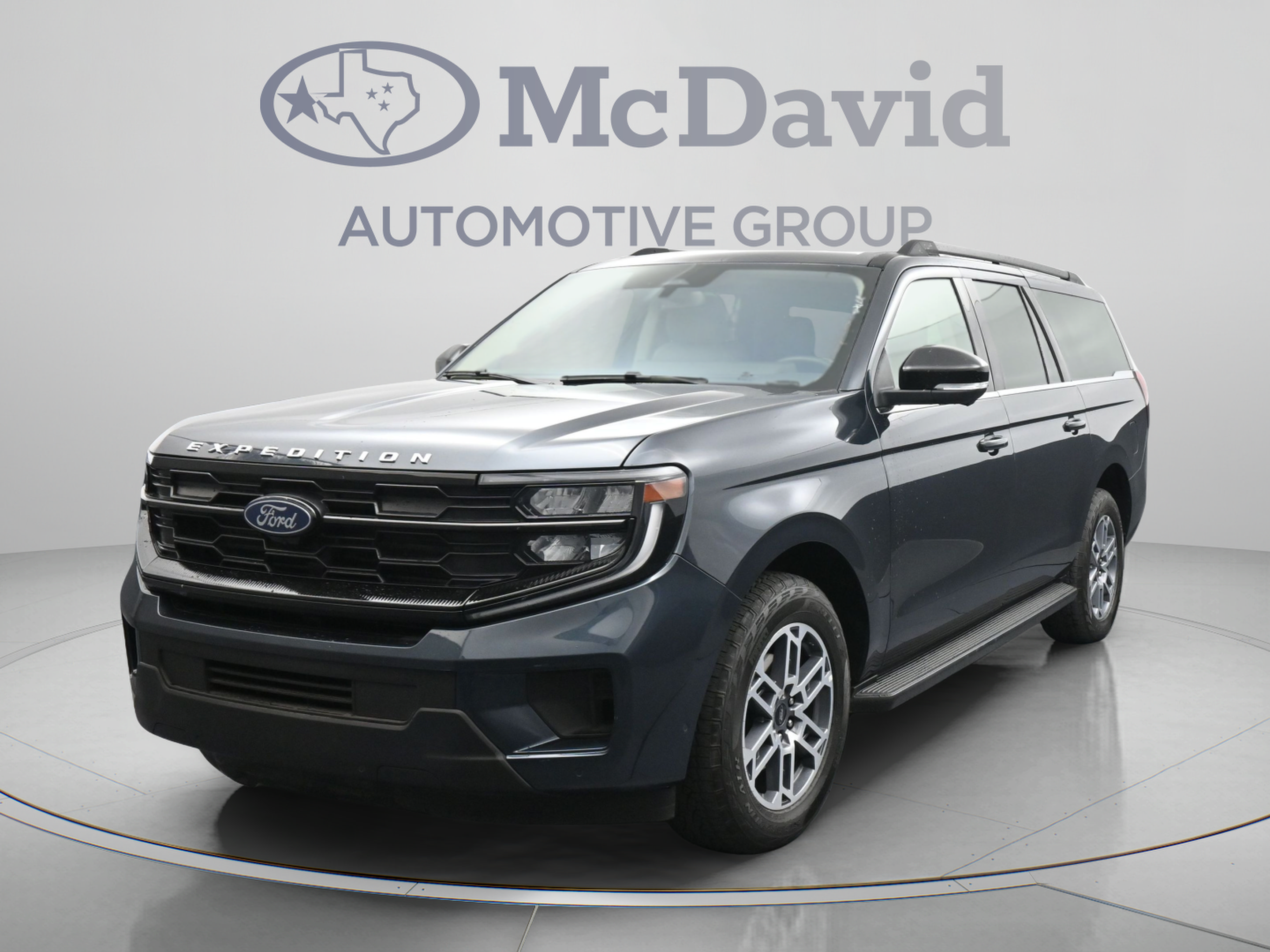 Used 2025 Ford Expedition Max Active AWD/4WD image 4
