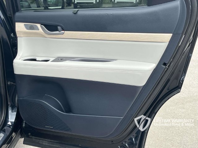 Used 2024 Hyundai Palisade Limited AWD/4WD image 31