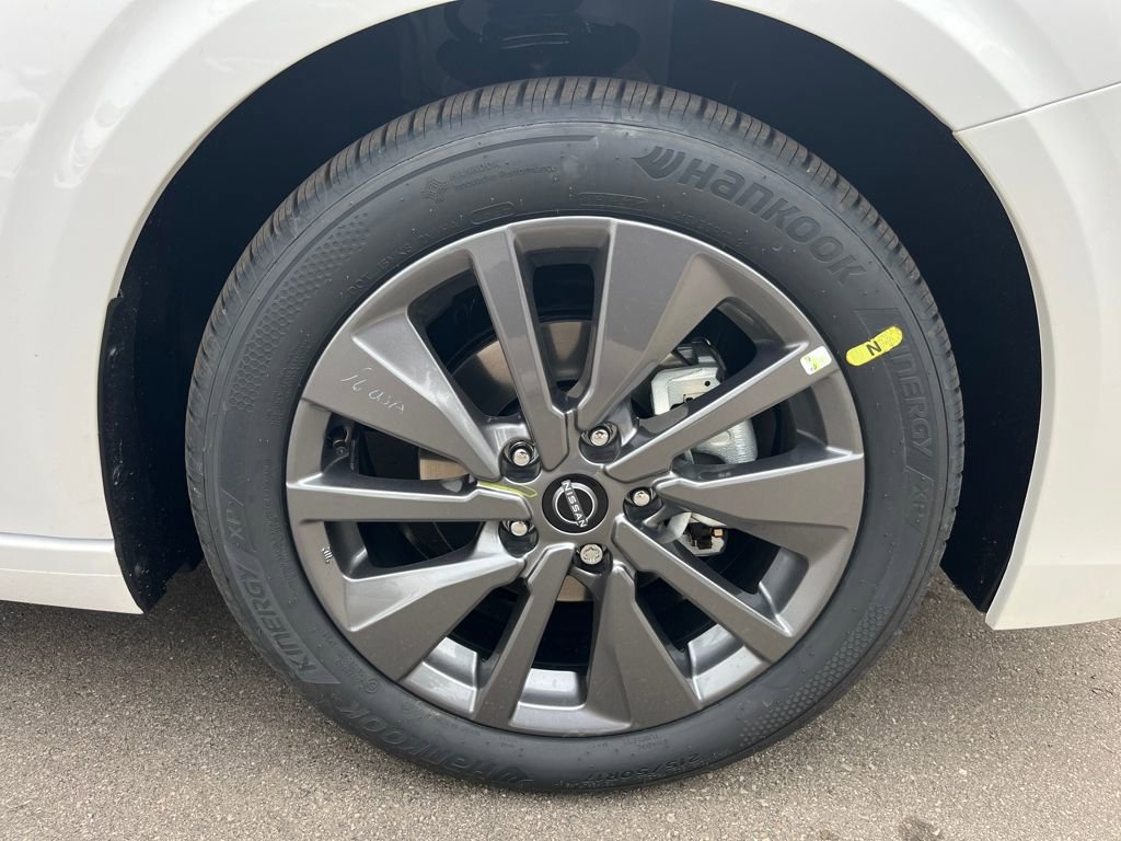 New 2026 Nissan Sentra SL w/ Floor Mat Package image 11