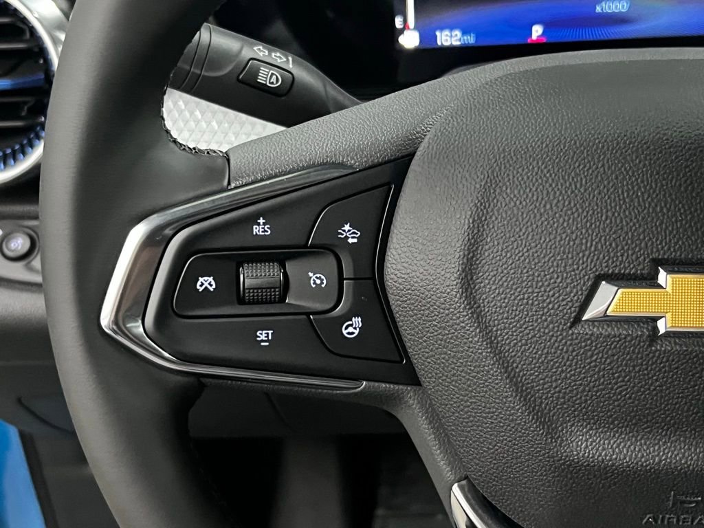 New 2026 Chevrolet Trax LT w/ LT Convenience Package FWD image 12