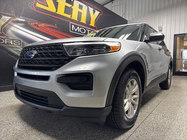 Used 2021 Ford Explorer 4WD image 2