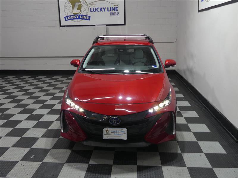 Used 2021 Toyota Prius Prime XLE image 3