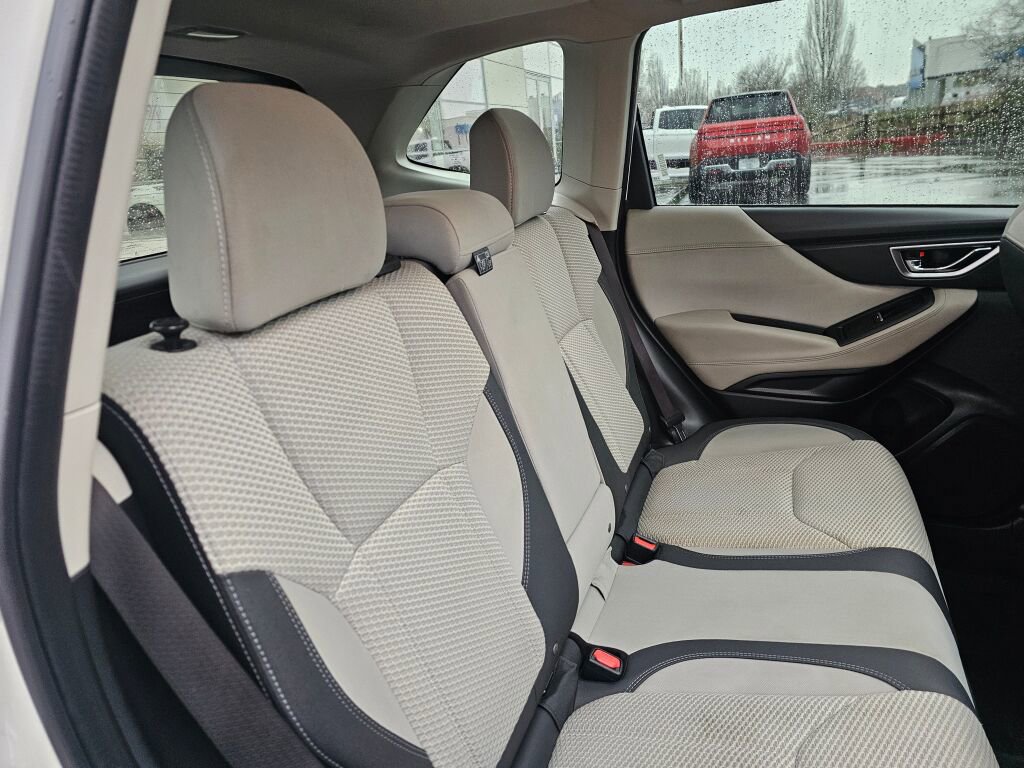 Used 2020 Subaru Forester Premium image 16