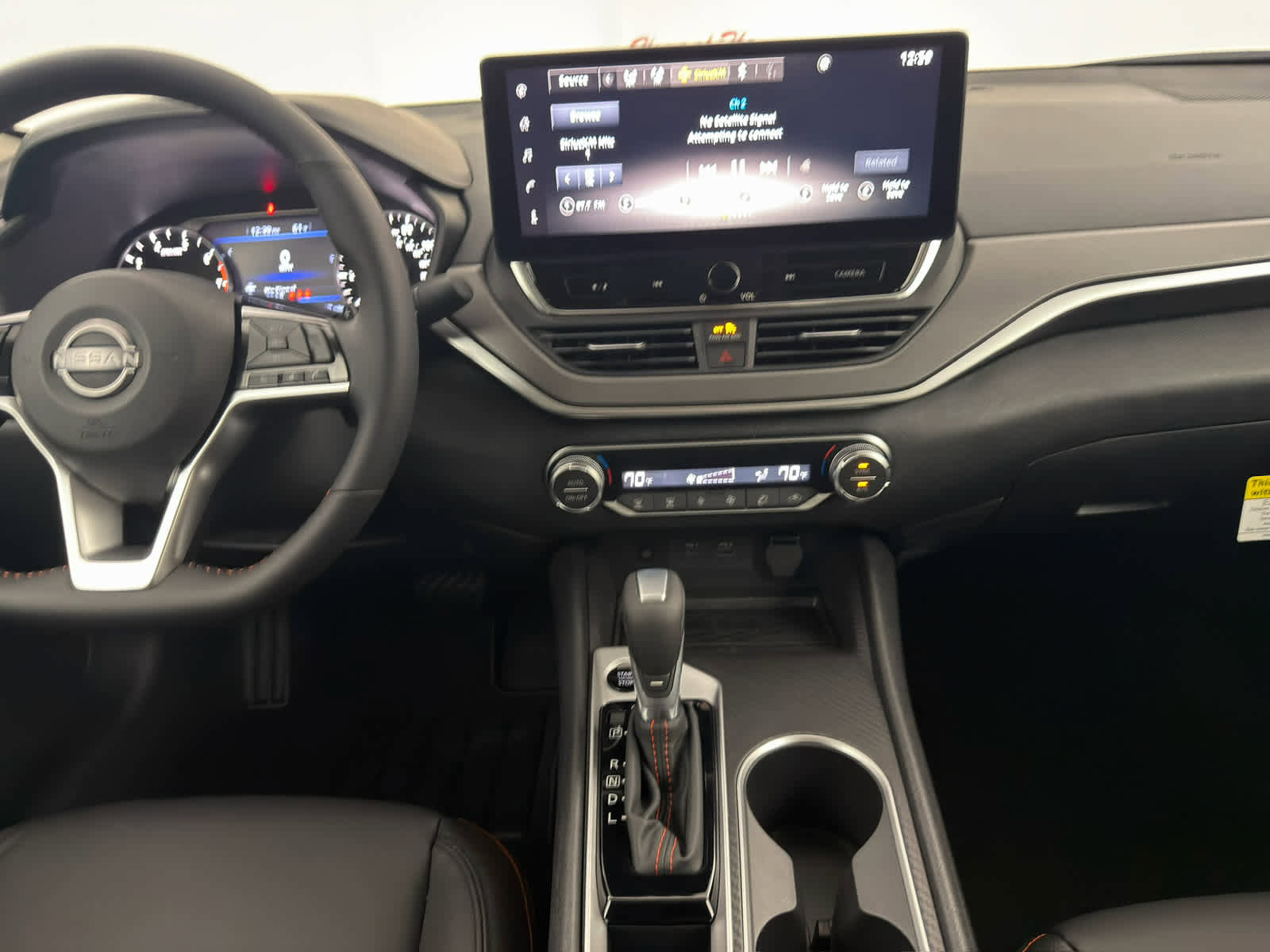 New 2026 Nissan Altima 2.5 SR w/ SR Midnight Edition Package image 19