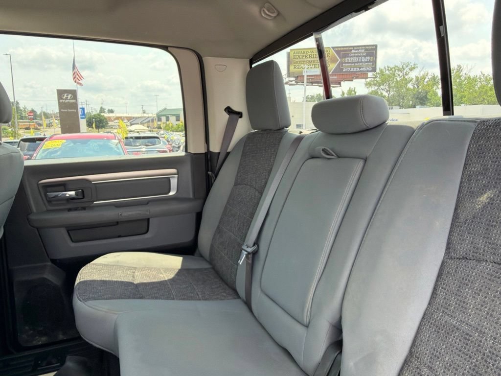 Used 2019 RAM 1500 Warlock AWD/4WD image 15