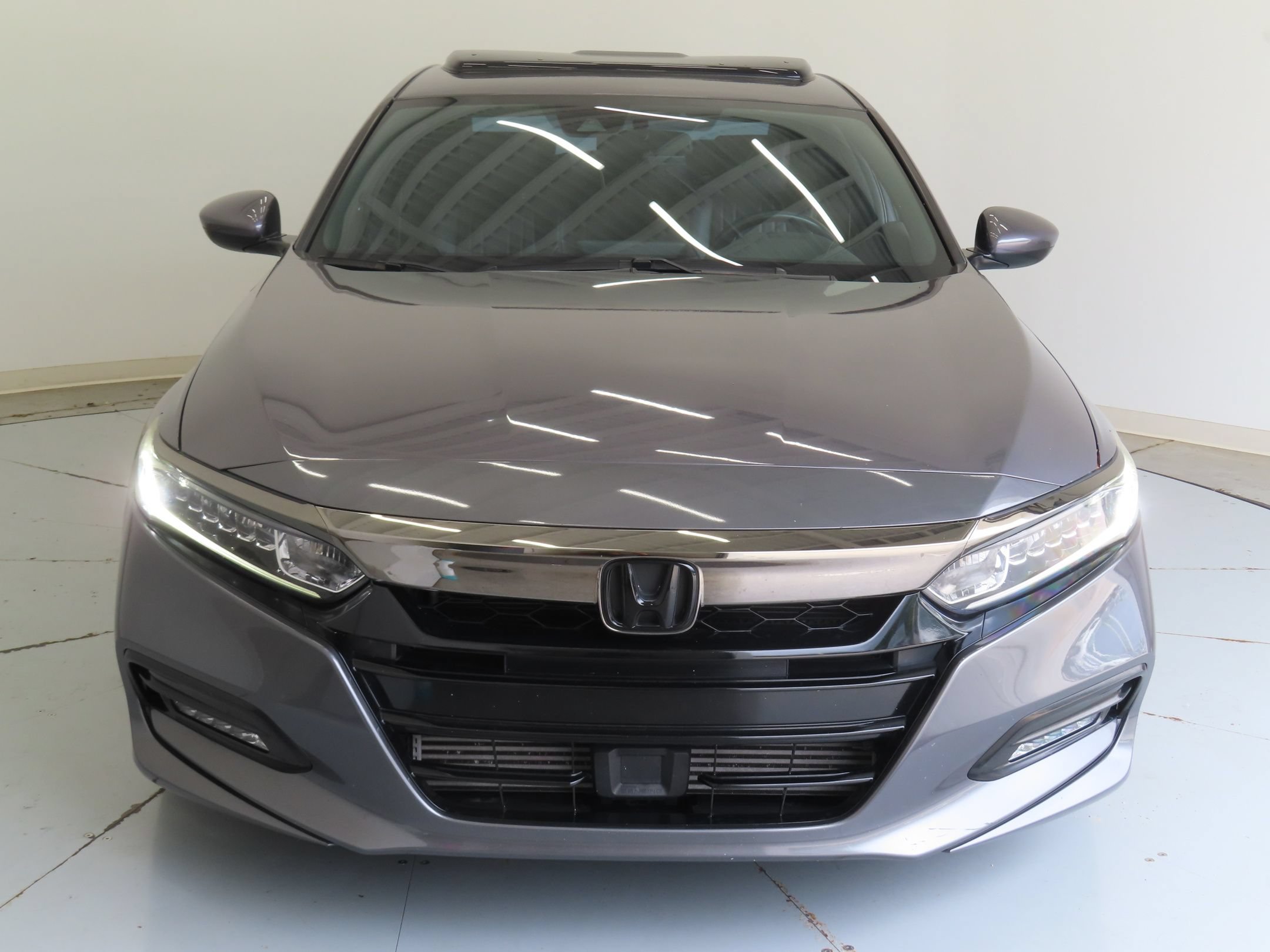 Used 2018 Honda Accord Sport image 9