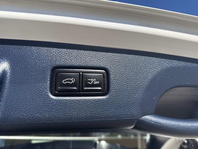 Used 2025 Kia Carnival SX image 10