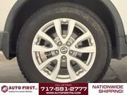 Used 2017 Nissan Rogue SV w/ SV Premium Package AWD/4WD image 15