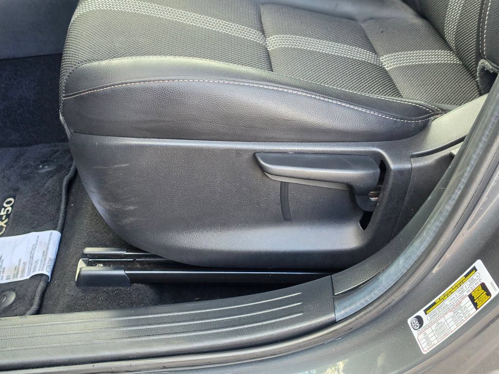 Used 2024 MAZDA CX-50 AWD 2.5 S w/ Select Package image 18