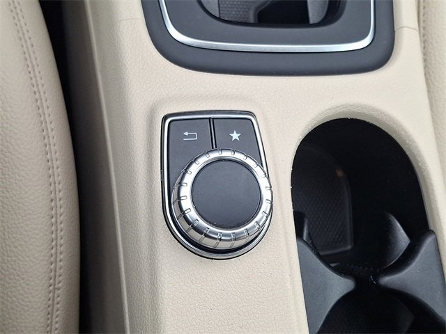 Used 2020 Mercedes-Benz GLA 250 4MATIC image 26