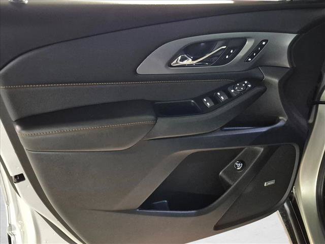 Used 2019 Chevrolet Traverse Premier w/ Redline Edition FWD image 11