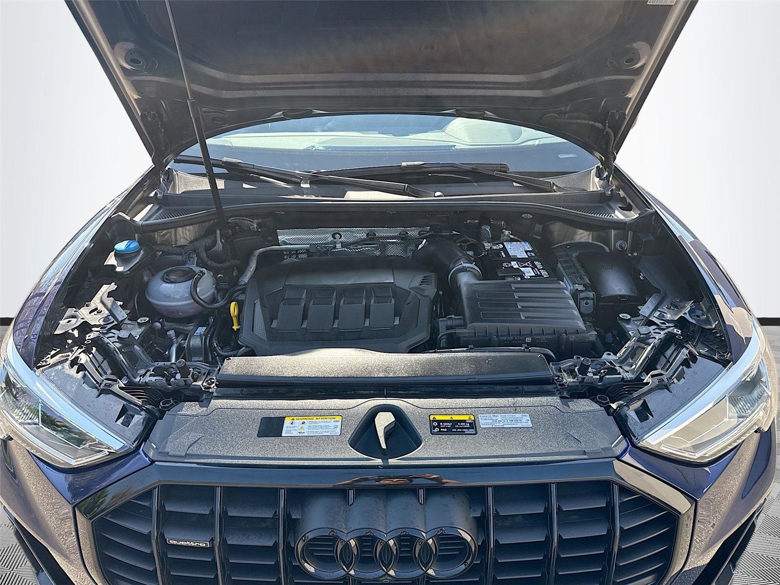 Certified 2025 Audi Q3 2.0T Premium Plus w/ Premium Plus Package image 31