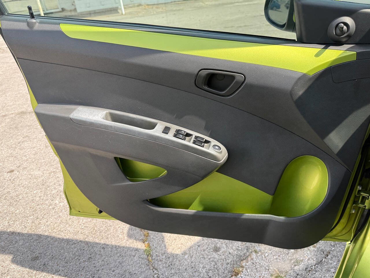 Used 2013 Chevrolet Spark LS image 23