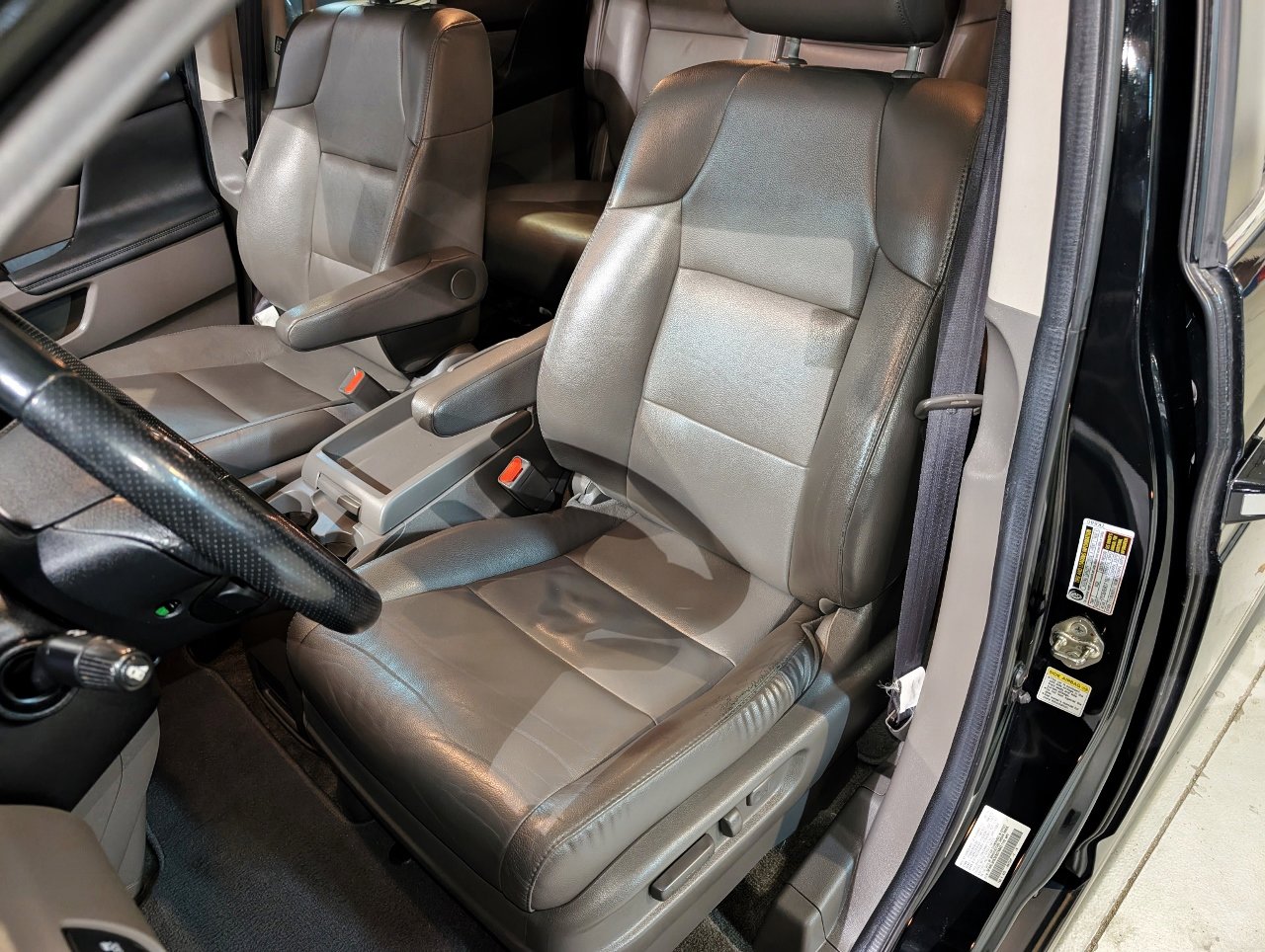 Used 2014 Honda Odyssey EX-L image 19