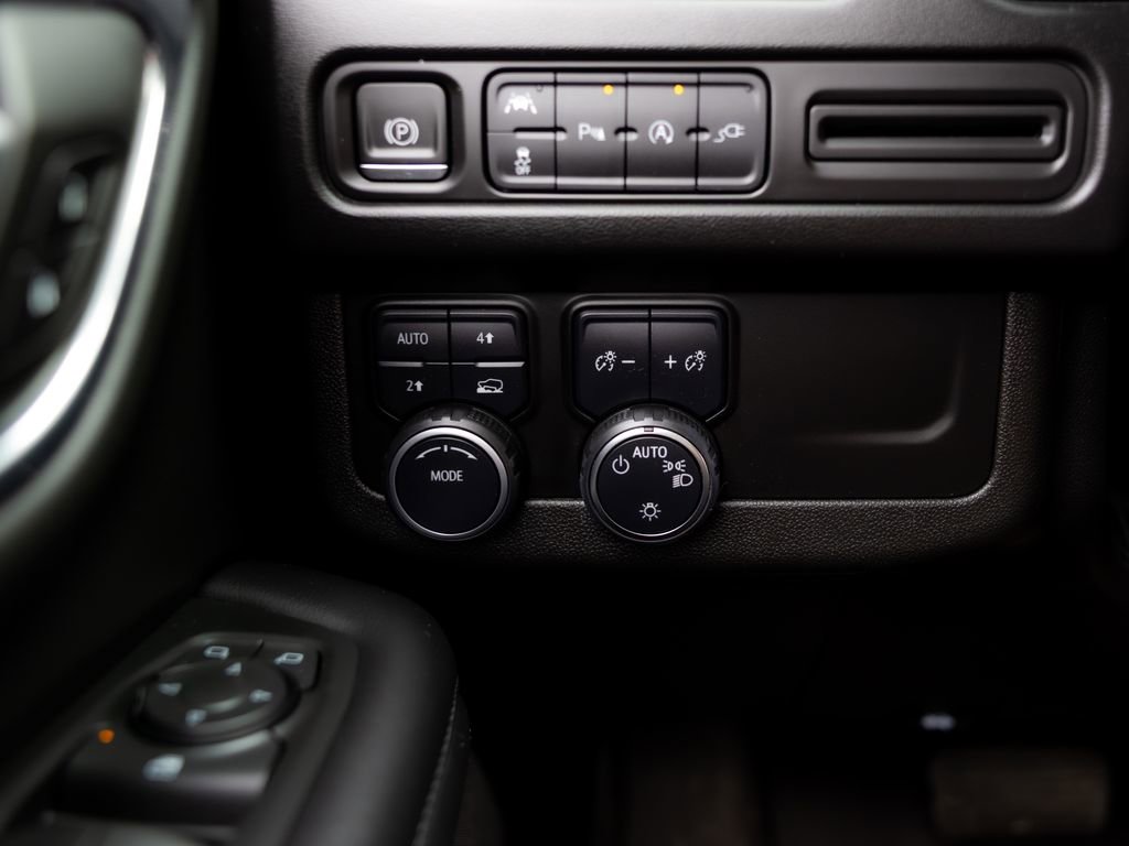 Used 2022 Chevrolet Tahoe LT image 23