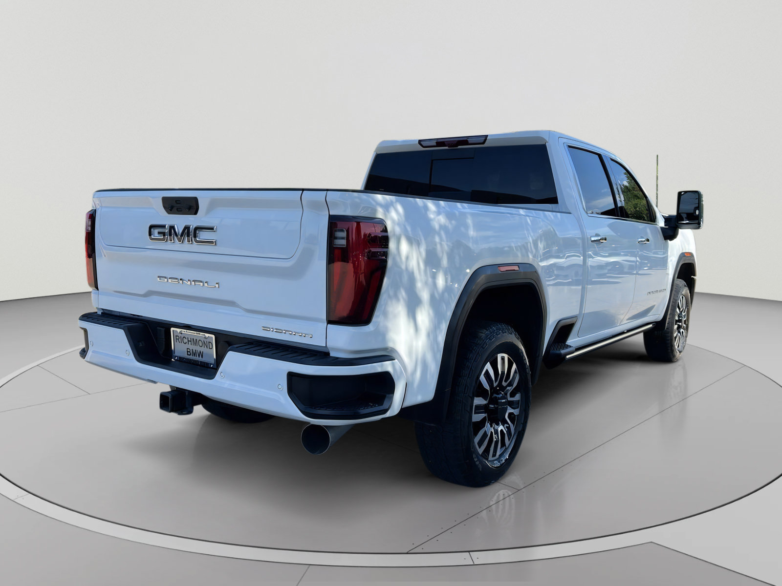 Used 2026 GMC Sierra 2500 Denali Ultimate AWD/4WD image 5