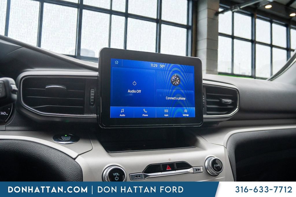 Used 2020 Ford Explorer XLT w/ Equipment Group 202A AWD/4WD image 7