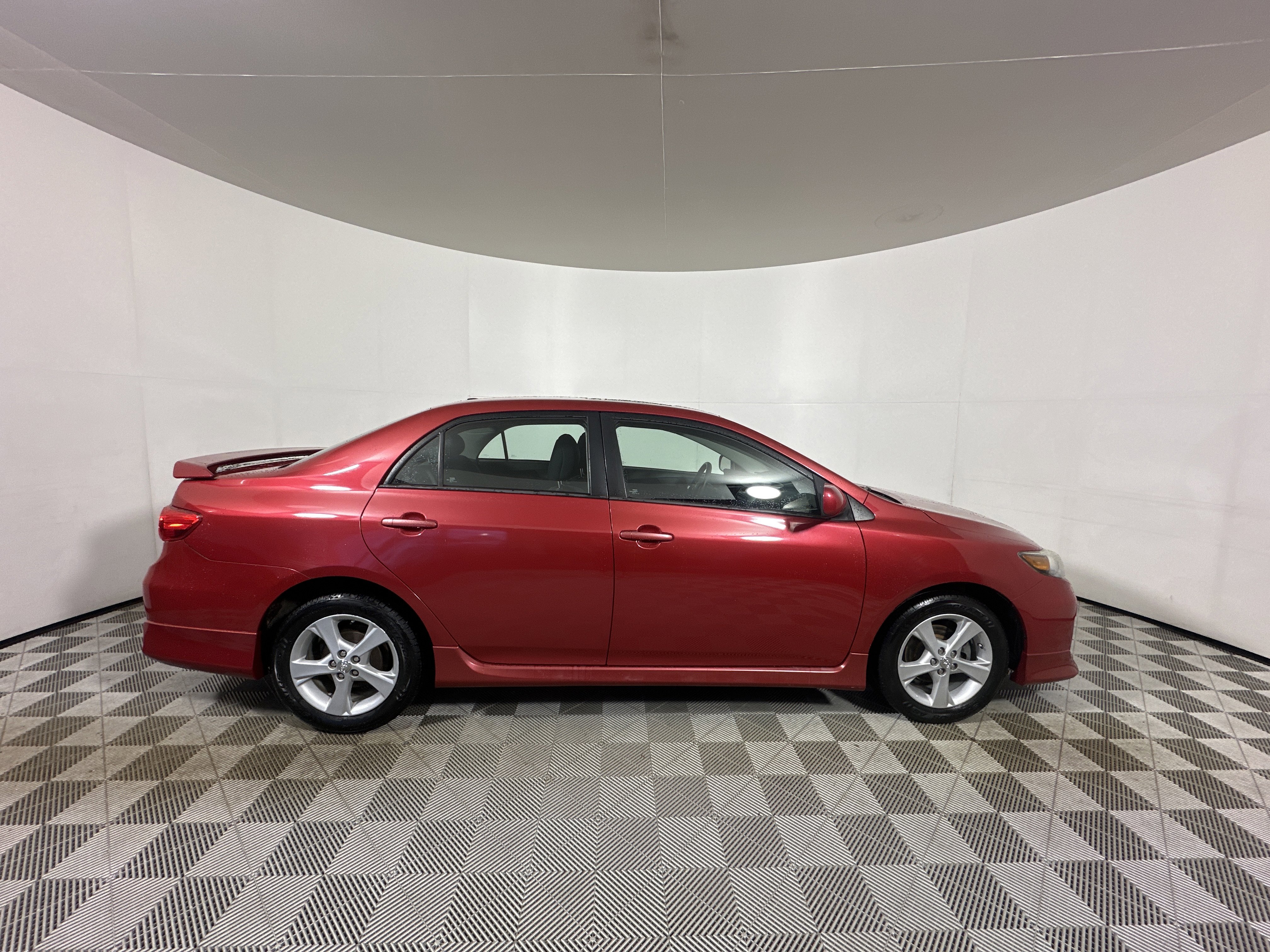 Used 2012 Toyota Corolla S FWD image 8