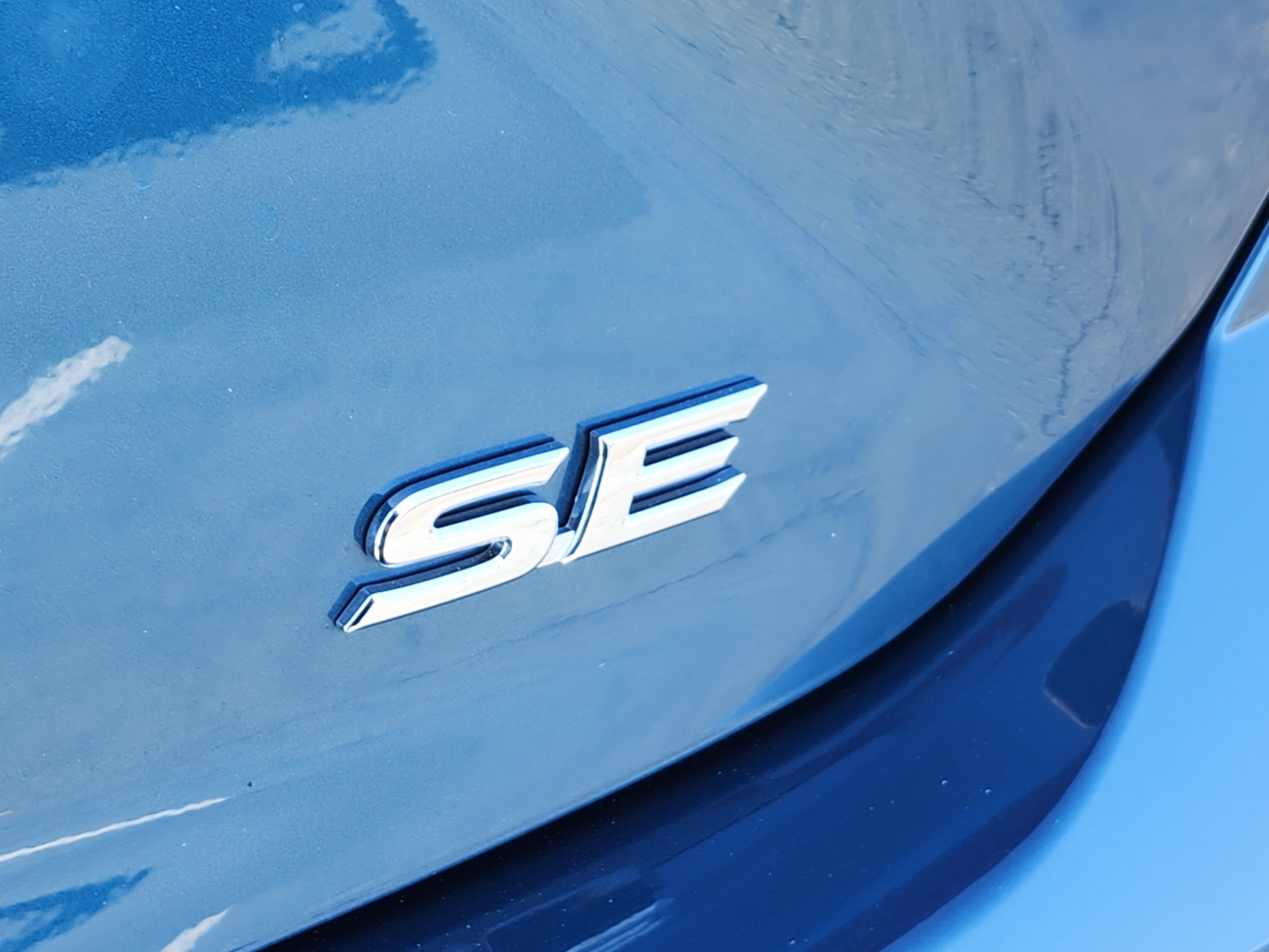 Used 2025 Toyota Camry LE image 15