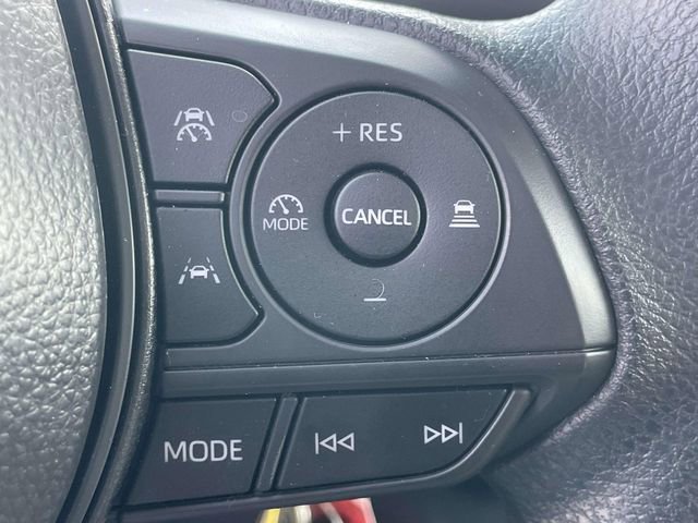 Used 2026 Toyota Corolla LE image 17